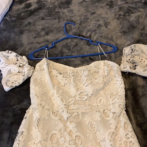 Spring dress - Picture 3 of 4